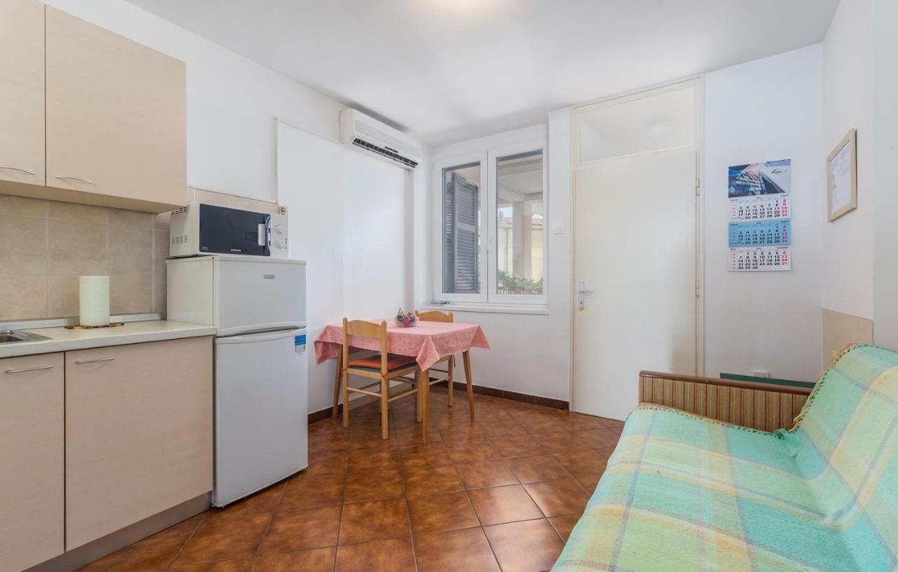 Peskera Apartments Tomicic Poreč Extérieur photo