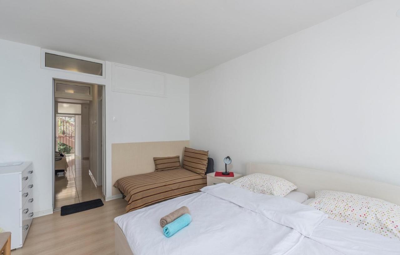 Peskera Apartments Tomicic Poreč Chambre photo